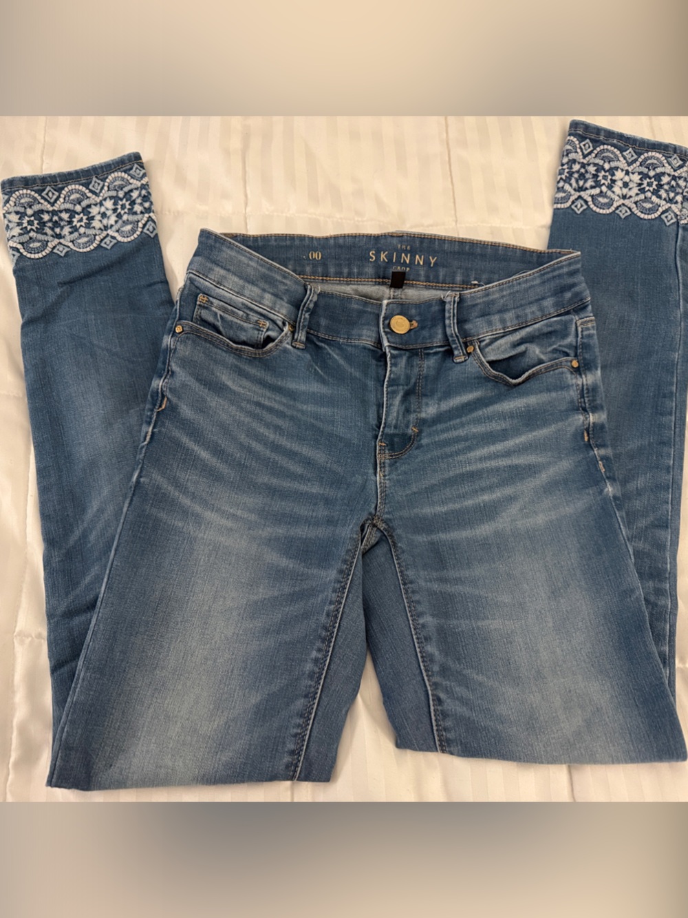 WHBM Skinny Blue Embroidered Hem Crop Jeans